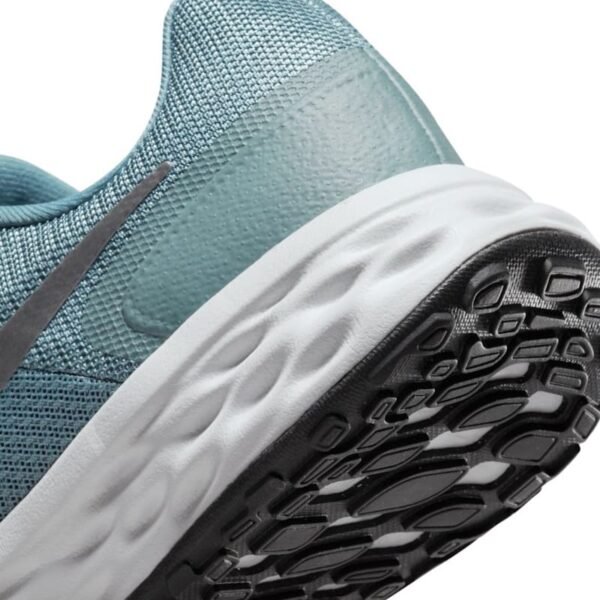 Chaussures Nike Revolution 6Nn DC3728 010