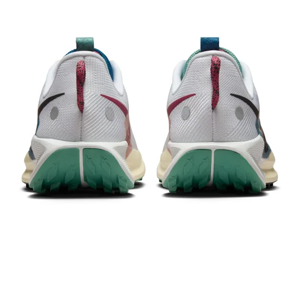 Chaussures Nike Pegasus Trail 5 DV3864-100 Maroc