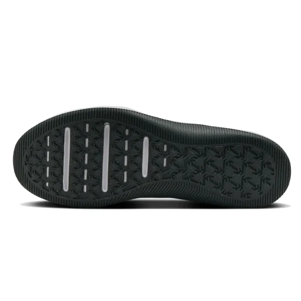 Nike Chaussures Homme - MC Trainer 2 DM0823-011