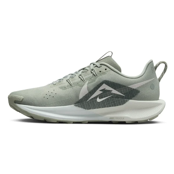 Chaussures de Nike Pegasus Trail 5 Vert DV3864-304