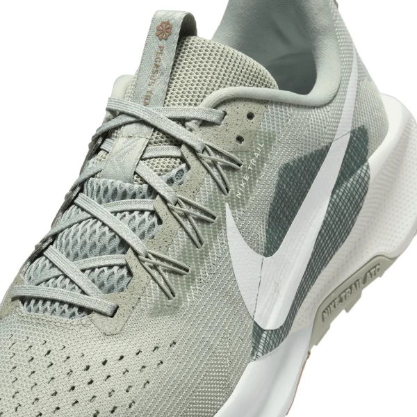 Chaussures de Nike Pegasus Trail 5 Vert DV3864-304